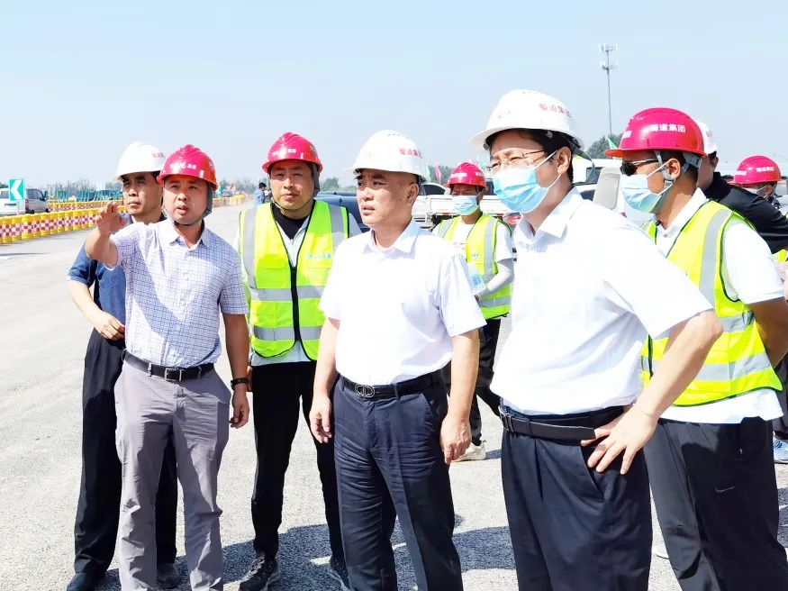 河北省交通運輸廳黨組成員、副廳長侯智敏深入石家莊東站、南站改建工程項目檢查指導(dǎo)工作