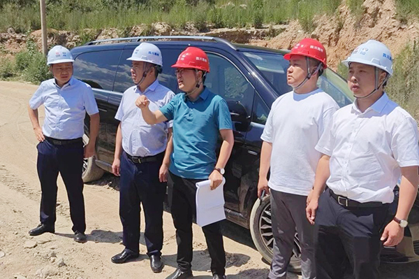 川交公司黨委書記、董事長(zhǎng)杜江林赴門頭溝區(qū)國(guó)道108三期道路工程土建第1標(biāo)段項(xiàng)目檢查指導(dǎo)工作